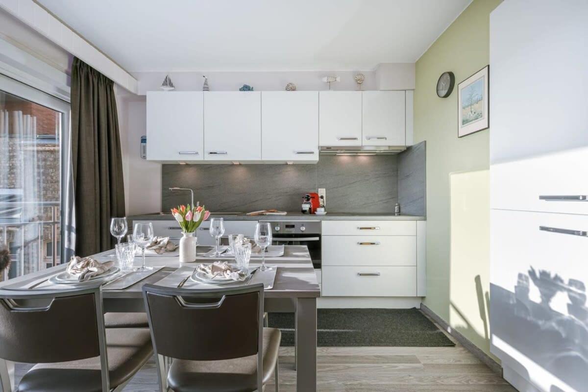Huswell - Charming Studio With Terrace Nearby The Beach Apartment Middelkerke Bagian luar foto