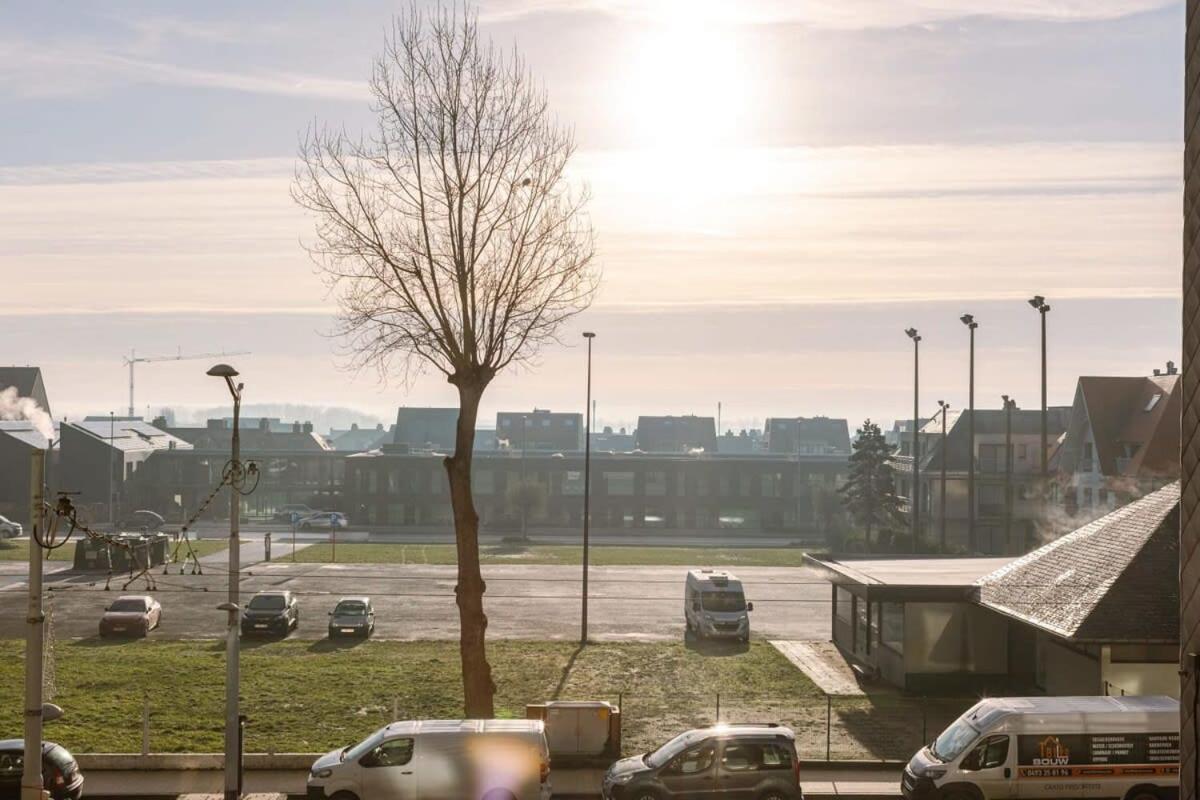 Huswell - Charming Studio With Terrace Nearby The Beach Apartment Middelkerke Bagian luar foto